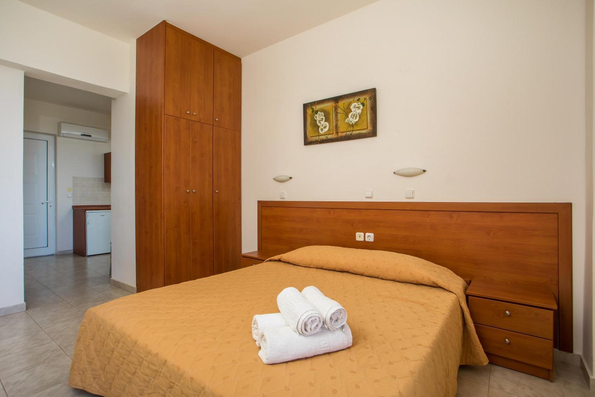 Al Mare Apartments Afantou Eksteriør bilde