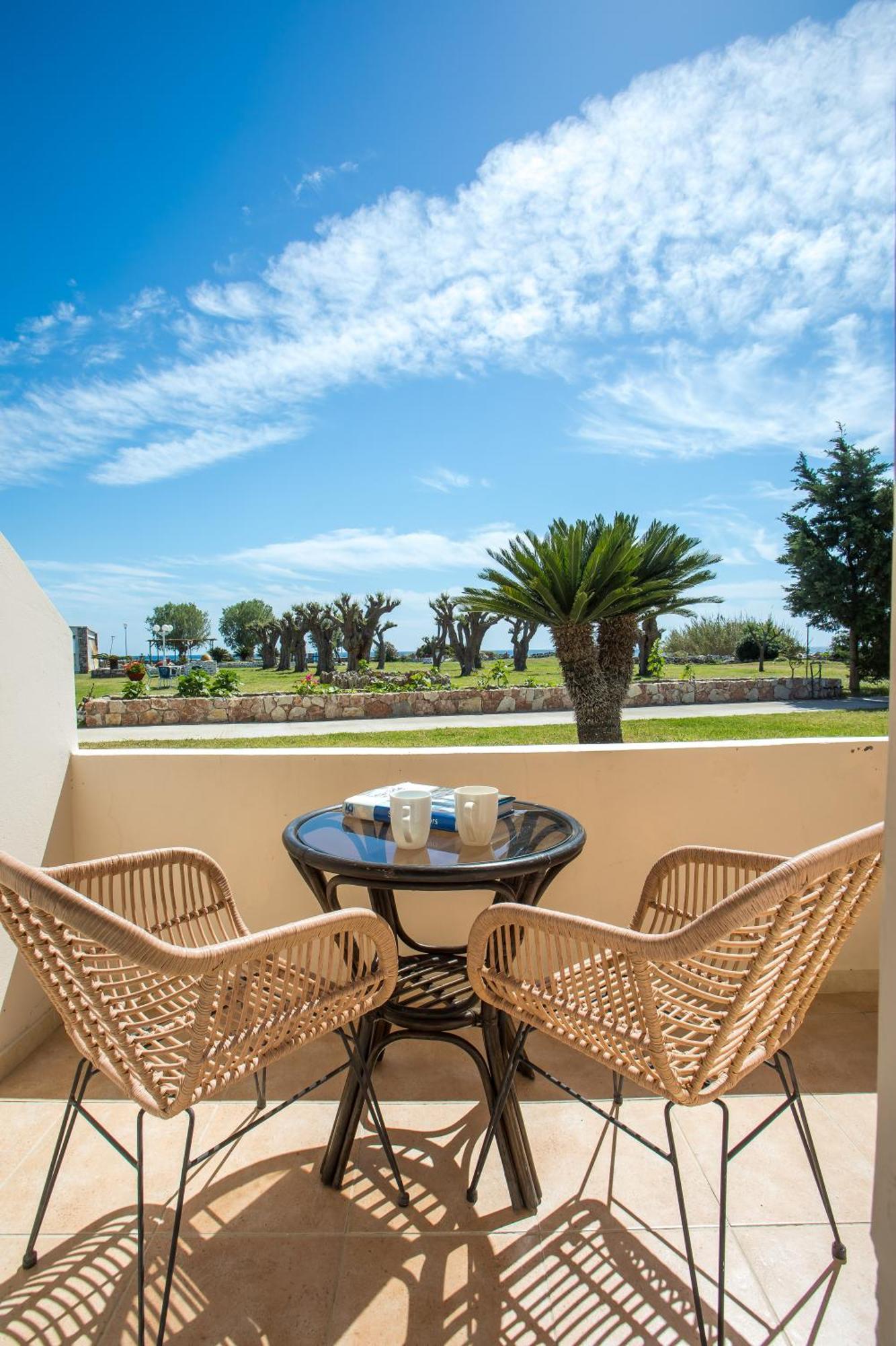 Al Mare Apartments Afantou Eksteriør bilde