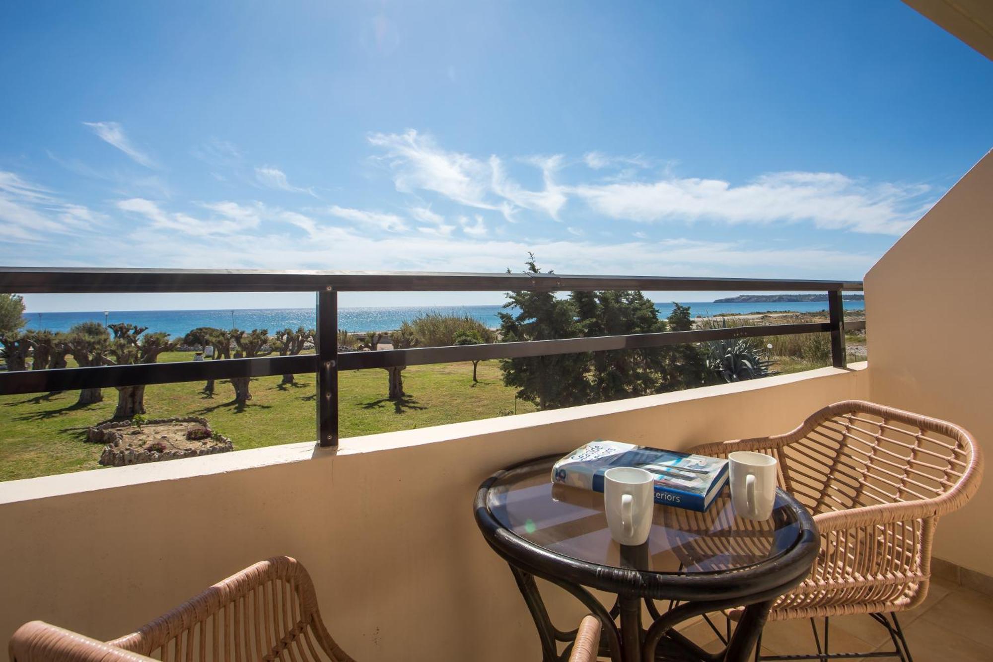 Al Mare Apartments Afantou Eksteriør bilde